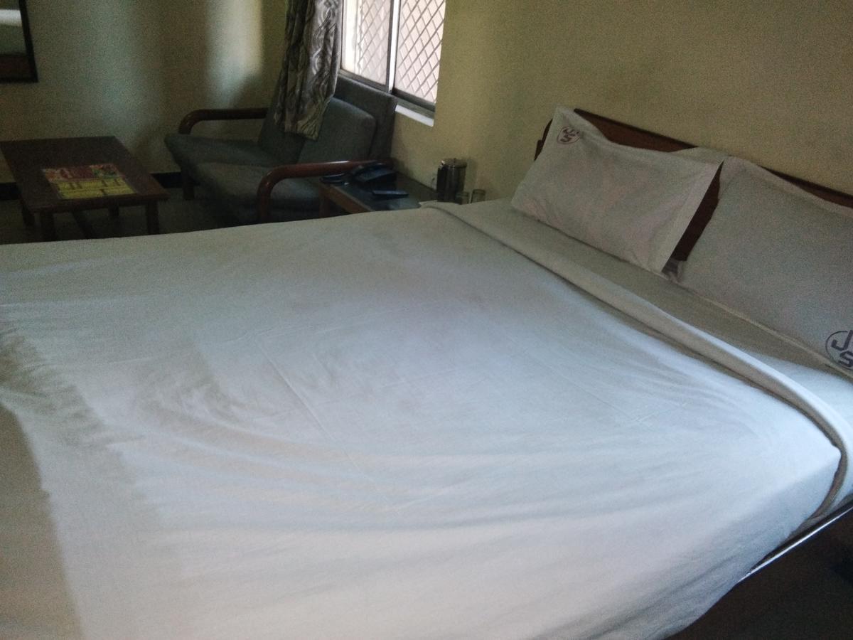 Hotel Jaysanthi Ooty Luaran gambar